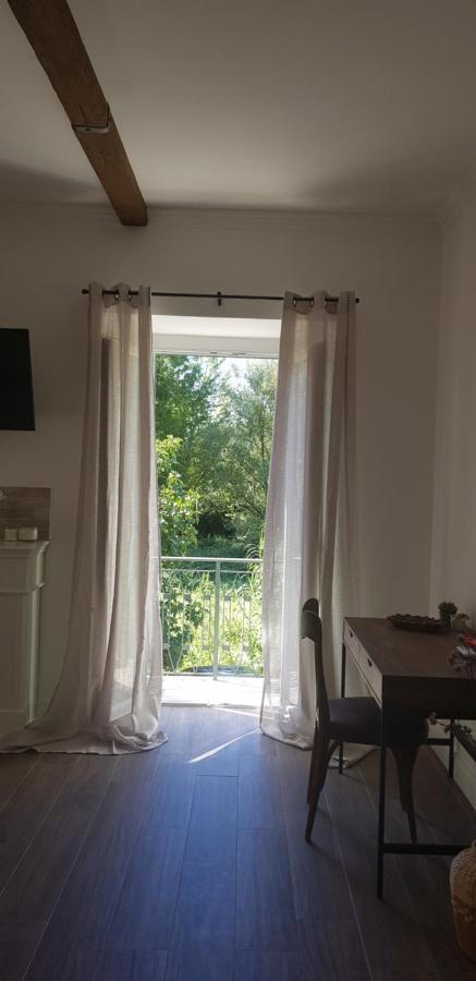 Casa Rosamari - Su Lago Di Posta Fibreno, Appartamento Con Camino Εξωτερικό φωτογραφία
